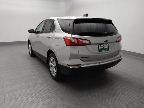Used 2021 Chevrolet Equinox LT FWD image 6