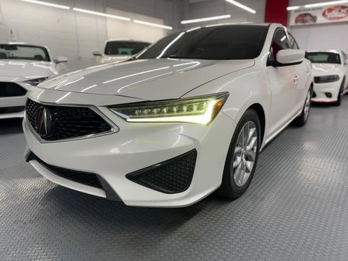 Used 2020 Acura ILX image 2