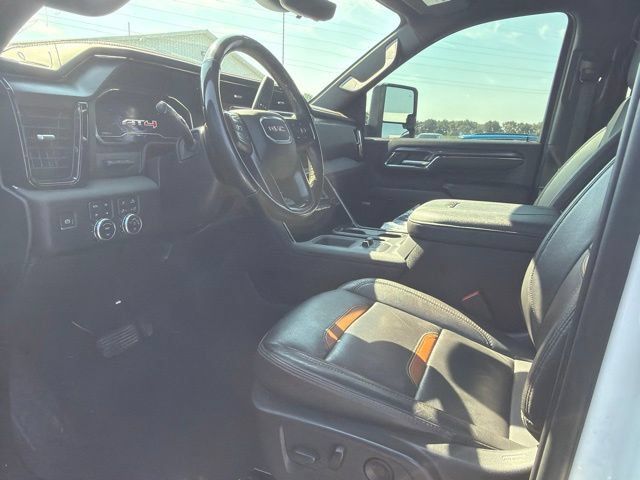 Certified 2024 GMC Sierra 2500 AT4 w/ AT4 Premium Plus Package AWD/4WD image 5