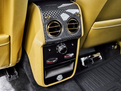 Used 2026 Rolls-Royce Cullinan Black Badge image 62