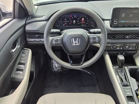 Used 2025 Honda Accord LX image 12