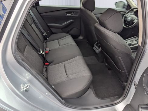 Certified 2025 Honda Accord SE image 9