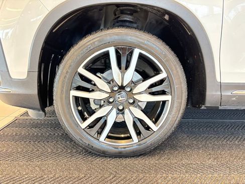 Used 2022 Honda Pilot Elite image 12