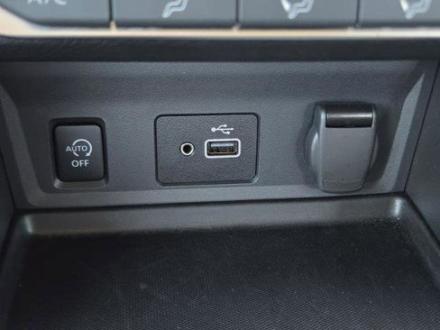 Certified 2025 Nissan Sentra S image 26