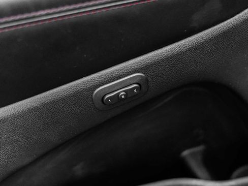 Used 2018 Jeep Grand Cherokee Trailhawk image 19