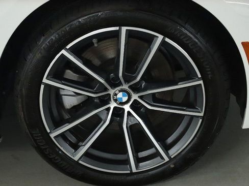 Used 2020 BMW 330i xDrive Sedan w/ Premium Package AWD/4WD image 12