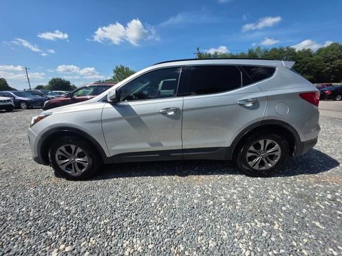 Used 2013 Hyundai Santa Fe Sport w/ Popular Equipment Pkg AWD/4WD image 8