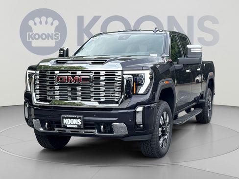 New 2026 GMC Sierra 2500 Denali w/ Denali Reserve Package AWD/4WD image 1