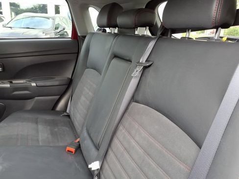 Used 2025 Mitsubishi Outlander Sport AWD image 11