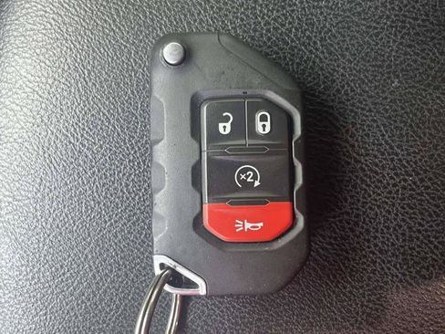 Used 2024 Jeep Wrangler Sport AWD/4WD image 4