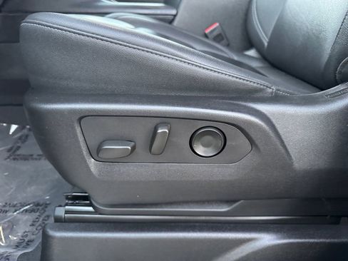 Used 2024 Chevrolet Tahoe LT image 12