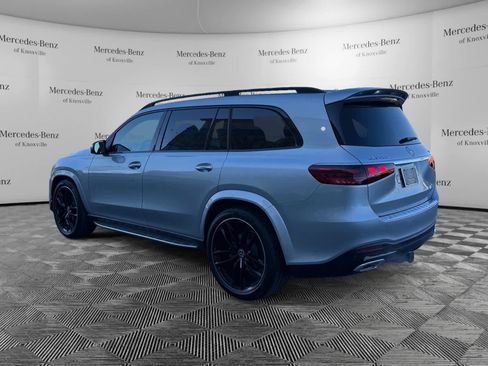 Used 2025 Mercedes-Benz GLS 580 4MATIC image 3