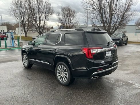 Used 2023 GMC Acadia Denali w/ Denali Technology Package image 6