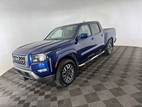 Certified 2022 Nissan Frontier SV AWD/4WD image 3
