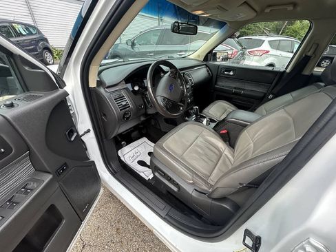 Used 2016 Ford Flex SEL w/ Equipment Group 202A FWD image 6
