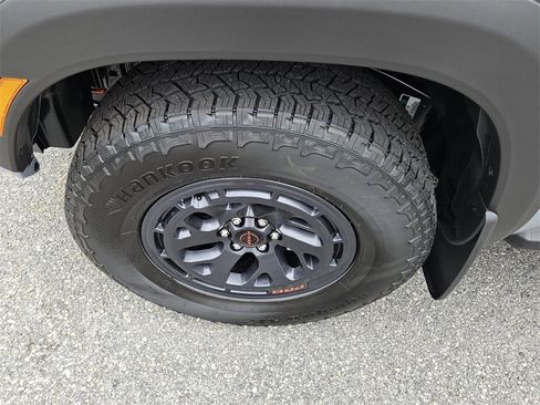 New 2025 Nissan Frontier PRO-4X w/ Pro Premium Package image 16