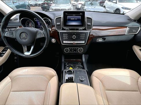 Used 2019 Mercedes-Benz GLS 550 4MATIC image 16