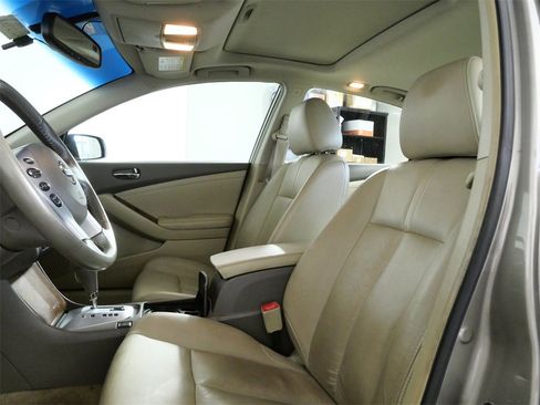Used 2007 Nissan Altima 3.5 SE w/ XM Premium Pkg image 17