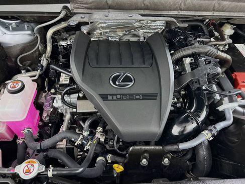 Certified 2025 Lexus RX 350 Premium w/ Accessory Package (Z1) image 31