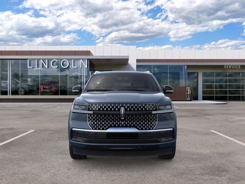 New 2026 Lincoln Navigator Reserve AWD/4WD image 7