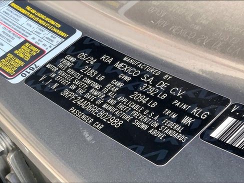 Used 2024 Kia Forte LXS w/ LXS Technology Package FWD image 34