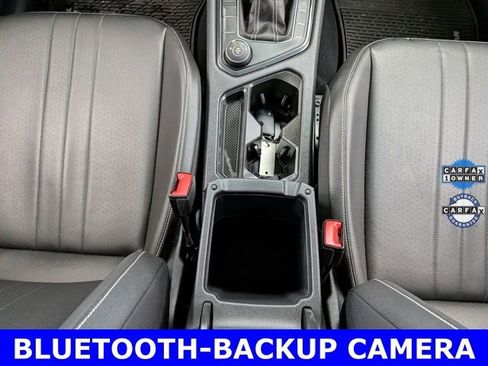 Used 2022 Volkswagen Tiguan SE image 32
