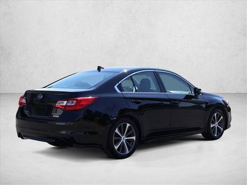 Used 2017 Subaru Legacy 2.5i Limited AWD/4WD image 5