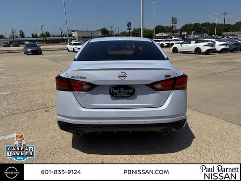Used 2025 Nissan Altima 2.5 SR FWD image 8