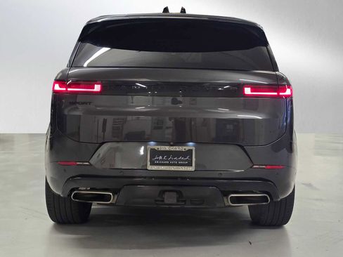 Certified 2024 Land Rover Range Rover Sport Dynamic SE image 4