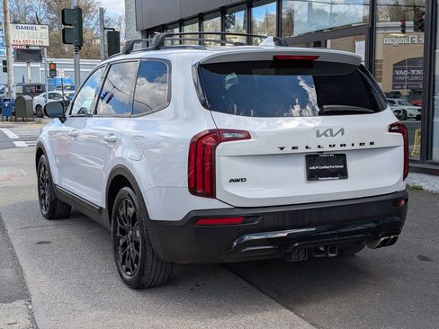 Used 2022 Kia Telluride SX w/ SX Prestige Package image 12