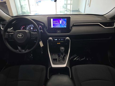 Certified 2023 Toyota RAV4 LE AWD/4WD image 10
