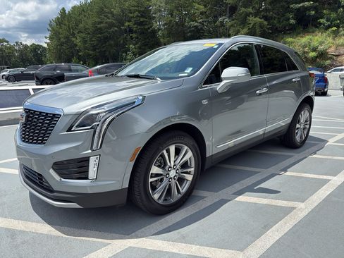 Used 2023 Cadillac XT5 Premium Luxury FWD image 1