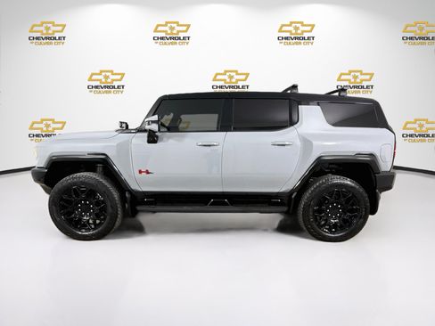 Used 2024 GMC Hummer EV 2X w/ LPO, Illumination Package AWD/4WD image 5