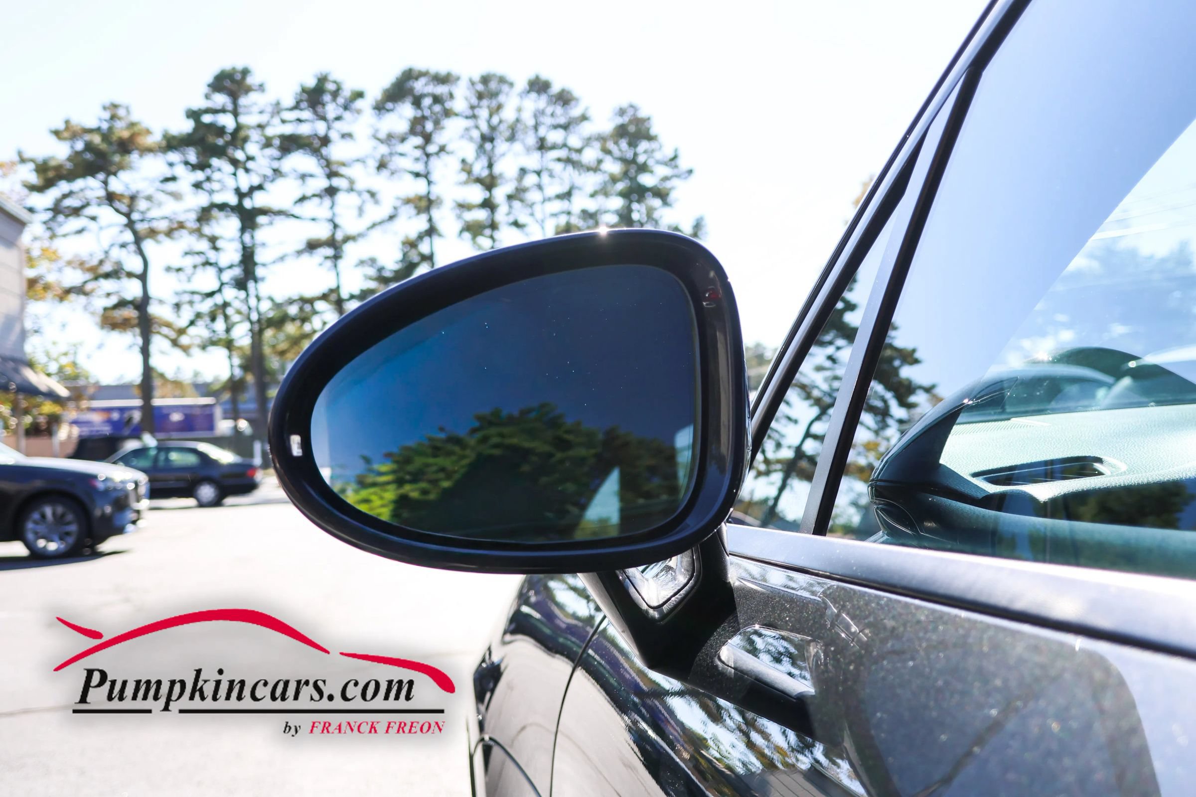 Used 2023 Porsche Macan AWD/4WD image 13