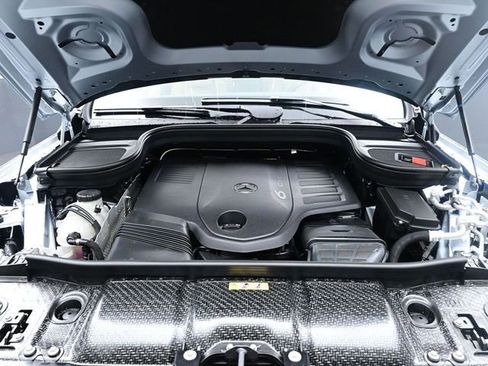 New 2026 Mercedes-Benz GLS 450 4MATIC image 44