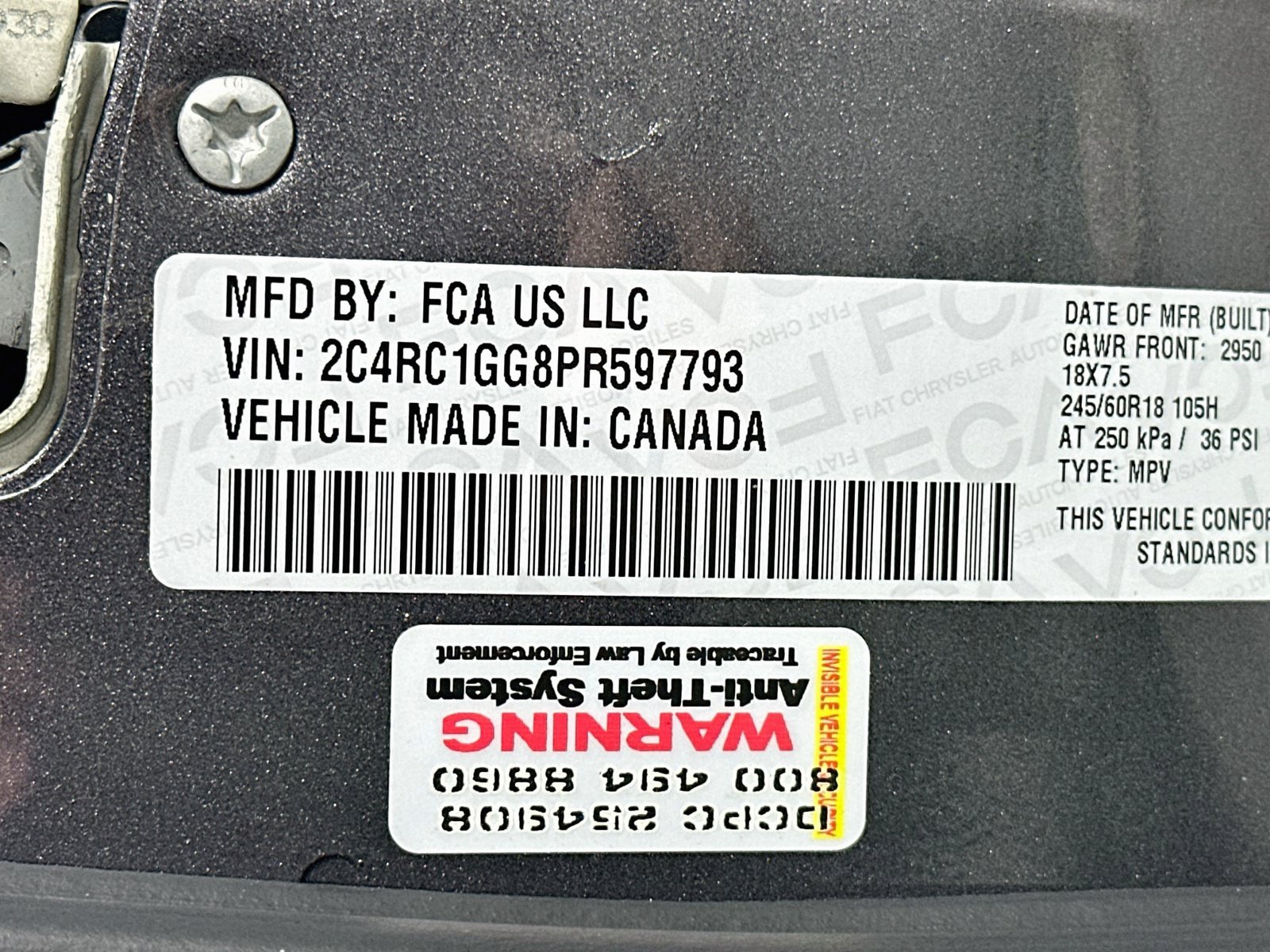 Used 2023 Chrysler Pacifica Limited w/ Trailer Tow Group FWD image 34