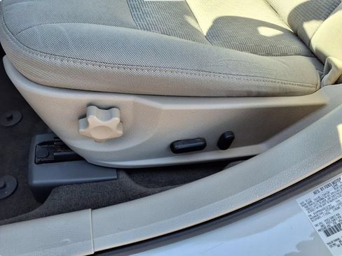 Used 2012 Ford Fusion SE FWD image 31