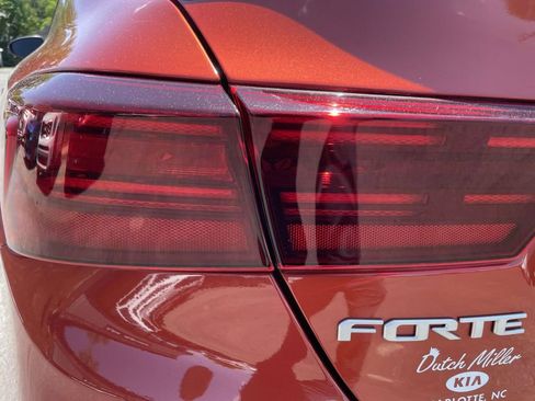 Used 2023 Kia Forte GT-Line FWD image 9