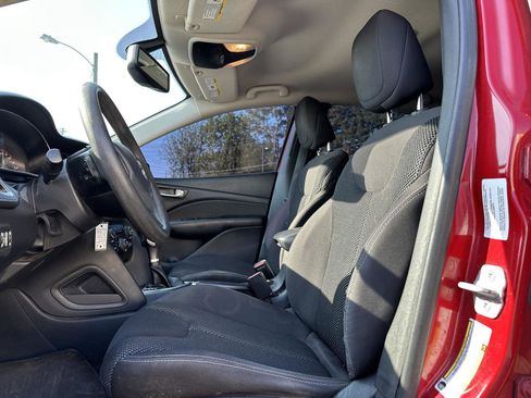 Used 2014 Dodge Dart SXT FWD image 11