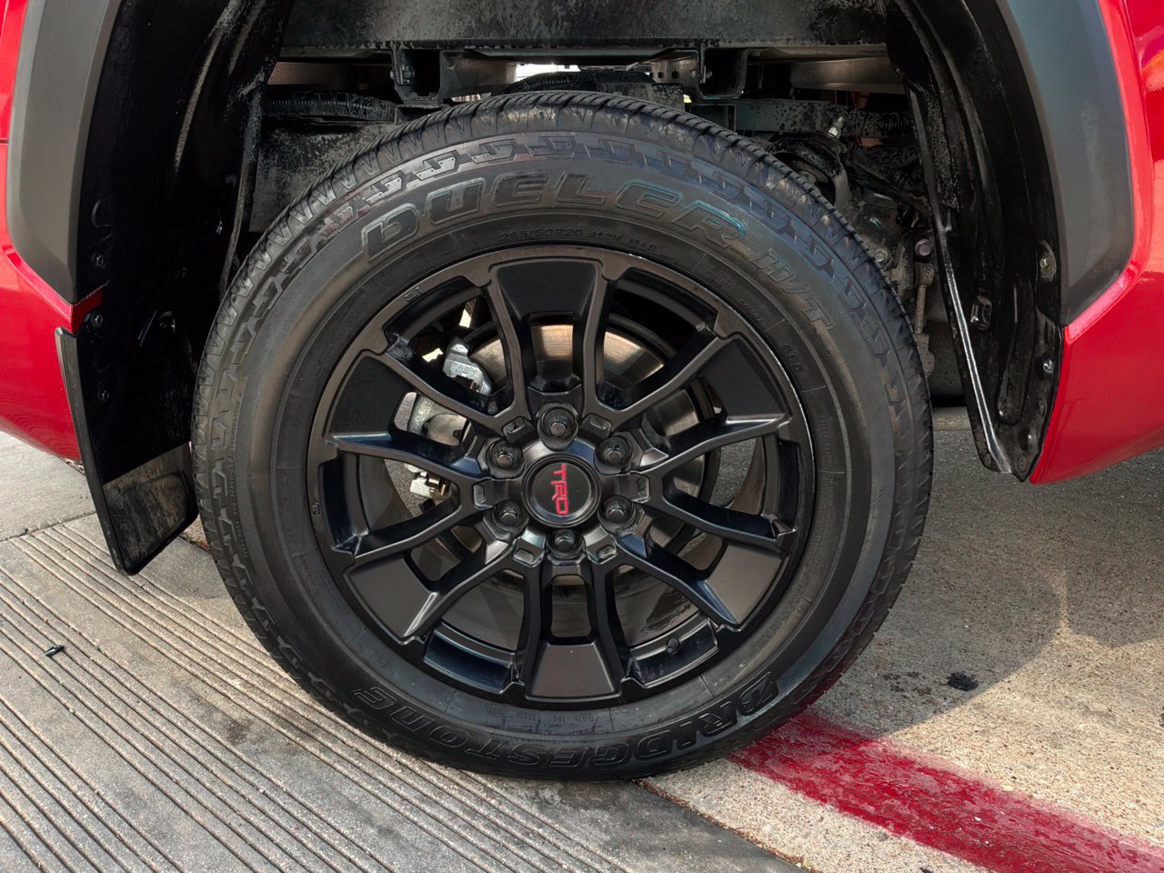 Used 2024 Toyota Tundra Limited w/ TRD Off-Road Package AWD/4WD image 9