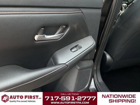 Used 2023 Nissan Sentra SR w/ Electronics Package FWD image 10