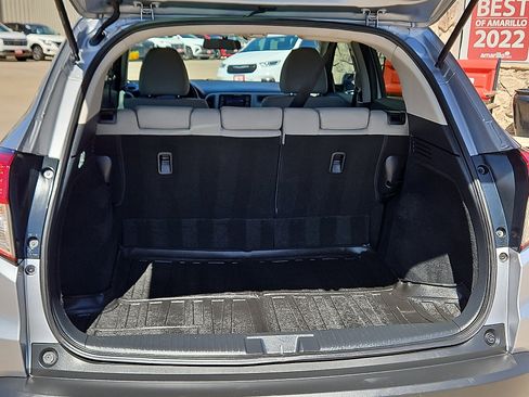 Used 2022 Honda HR-V LX image 7