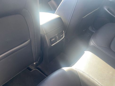 Used 2025 MAZDA CX-5 AWD 2.5 S w/ Preferred Package image 24