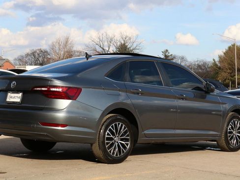 Used 2021 Volkswagen Jetta SE image 8