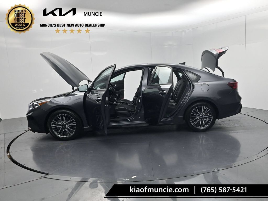 Certified 2023 Kia Forte GT-Line w/ GT-Line Premium Package FWD image 61