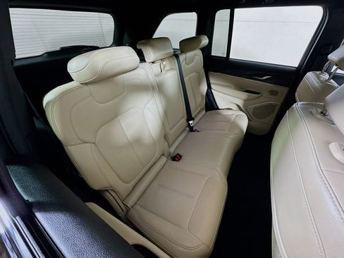 Used 2023 Jeep Grand Cherokee 4WD 4xe image 28