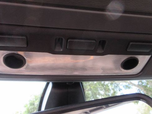 Used 2005 BMW 645Ci Convertible RWD image 40