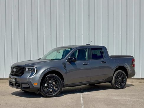 New 2026 Ford Maverick Lariat w/ Black Appearance Package AWD/4WD image 2