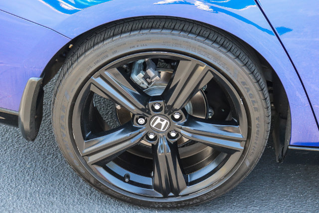 Used 2024 Honda Accord Sport image 8