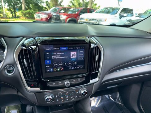 Used 2021 Chevrolet Traverse LT AWD/4WD image 70